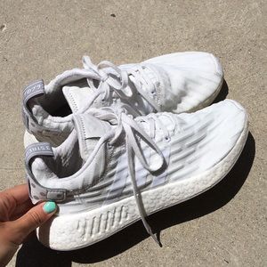 White adidas nmd